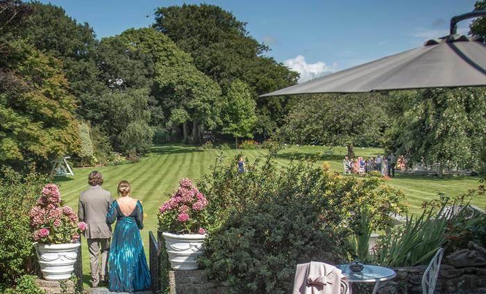 Plas Dinas Country House is a 5* country house, winner of hotel of the year 2021, 2022 and 2023